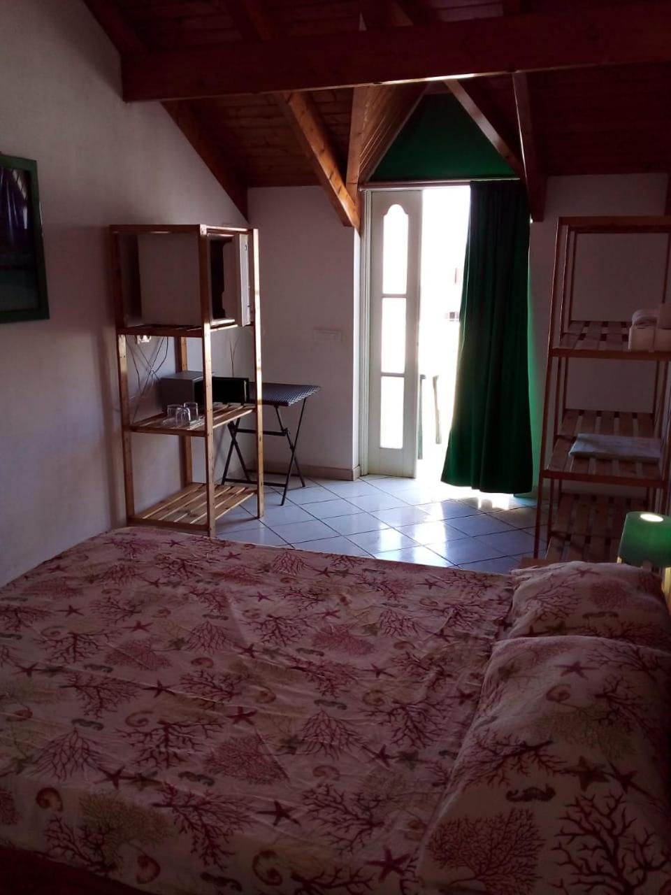 Hostels Holiday Cape Verde Санта-Мария Экстерьер фото