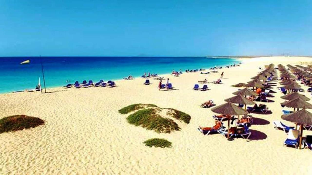 Hostels Holiday Cape Verde Санта-Мария Экстерьер фото